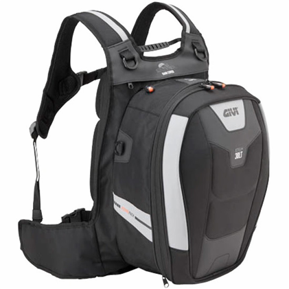 MOCHILA VERSATIL ORDENADOR- CASCO MARCA GIVI